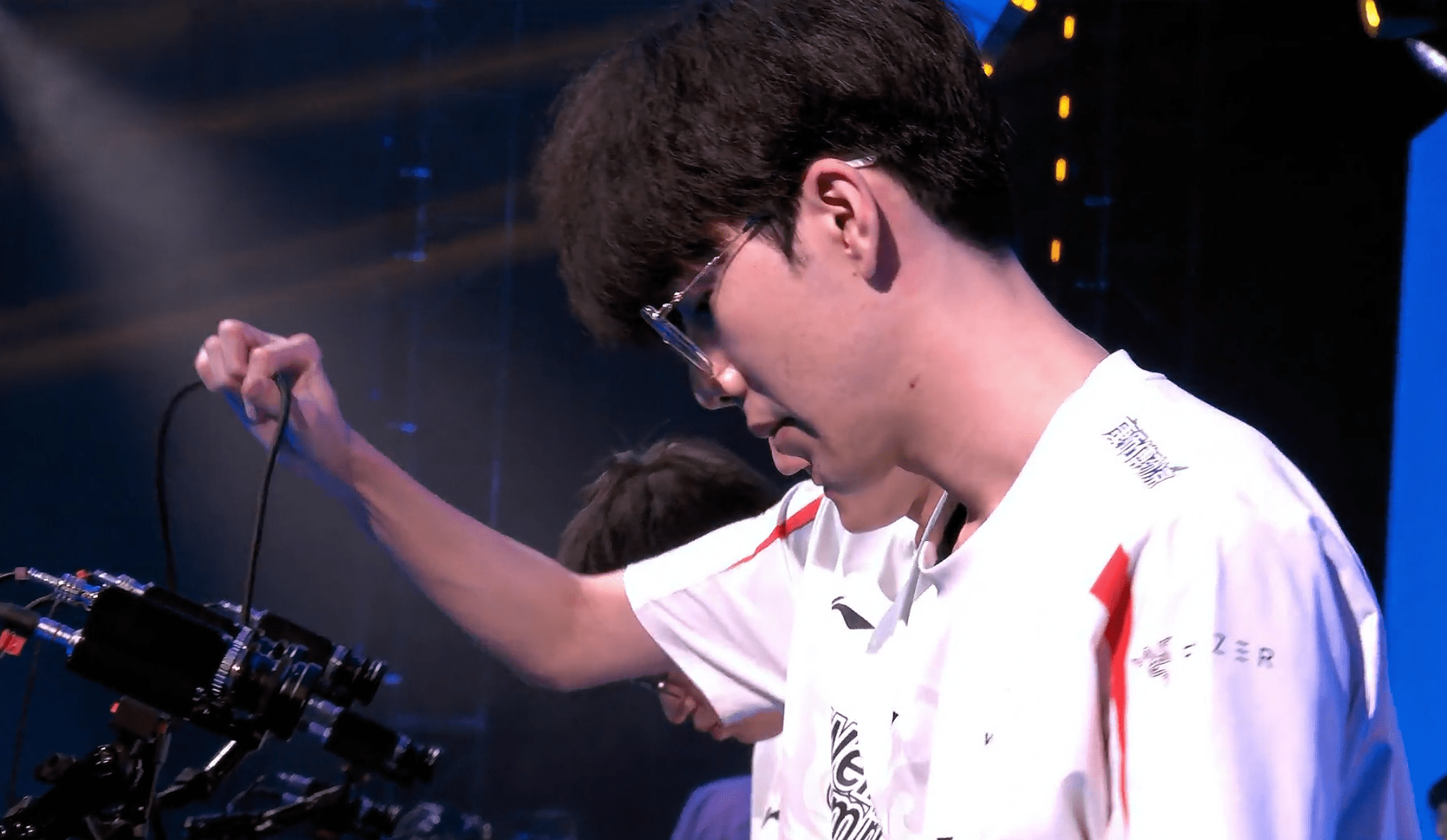 星空体育官网-这也行？Karsa与50激战MAD分钟风云突变俄克拉荷马雷霆今晨造点机会，窗口期明尼苏达森林狼备战NBA季后赛的简单介绍